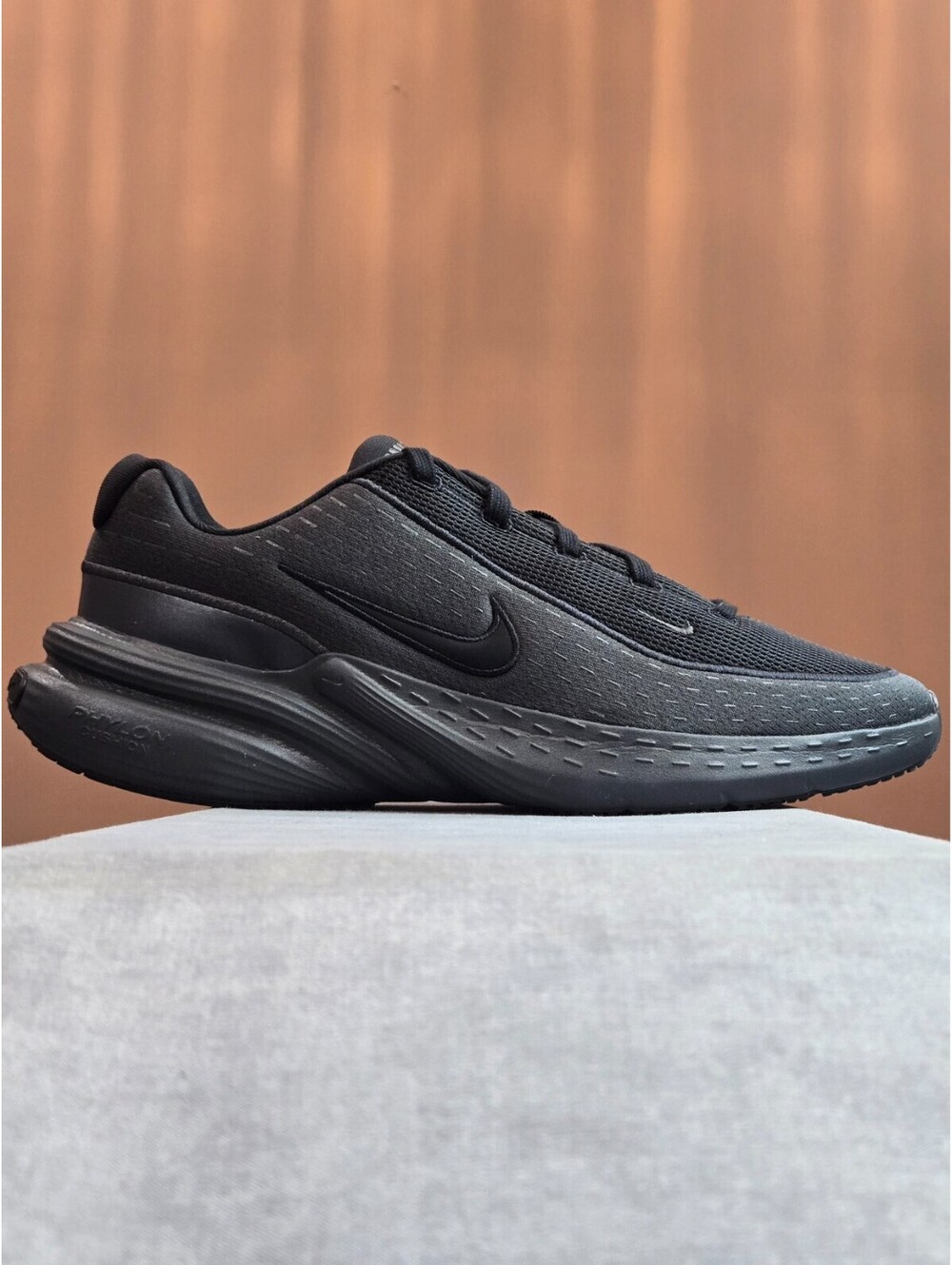 Nike Uplift SC - Anthracite Black (IB2765-001) Men's Size 10.5 Women's 12 NIB